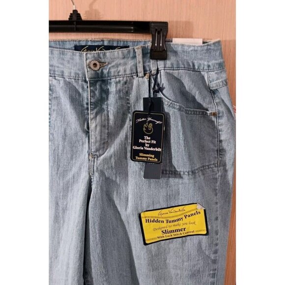 Gloria Vanderbilt Denim Capris with Floral Hem - Picture 3 of 8